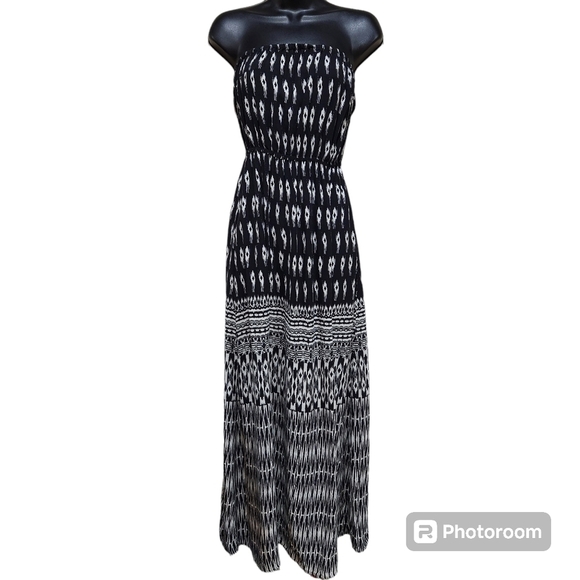 WYLDEHART Dresses & Skirts - Wyldehart Womens Strapless Tube Black& White Tribal Print Maxi Dress Size Small